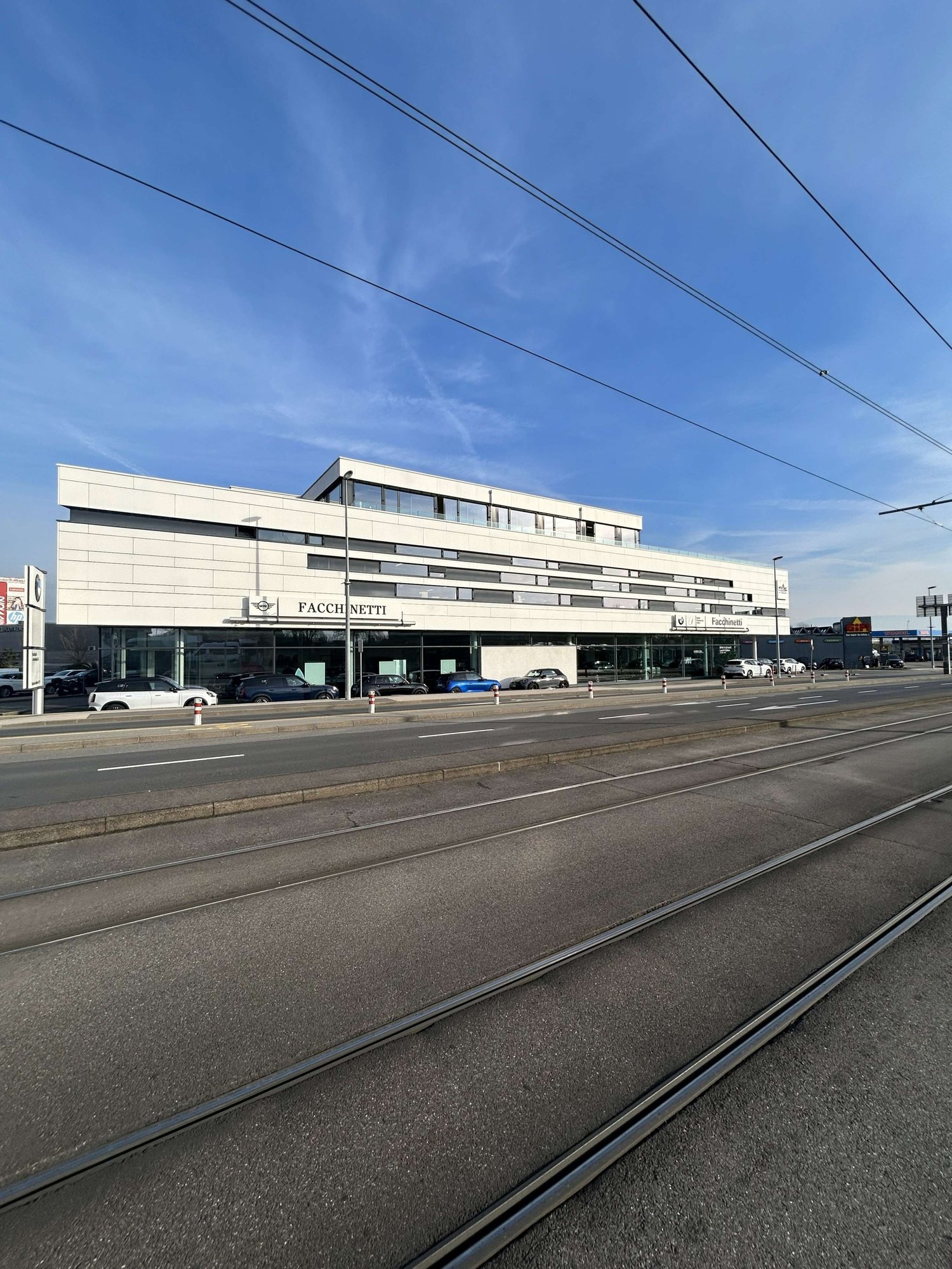2984m² Laden