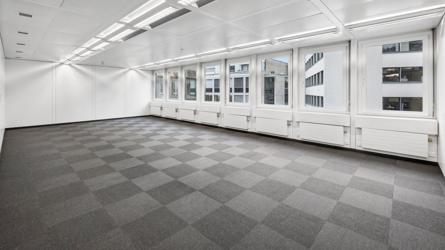 ufficio di 1335m²