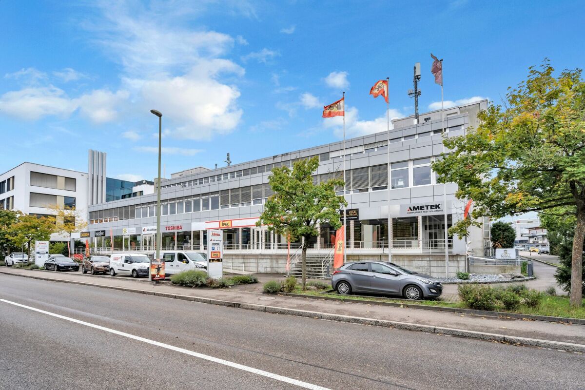 458m² commerciale