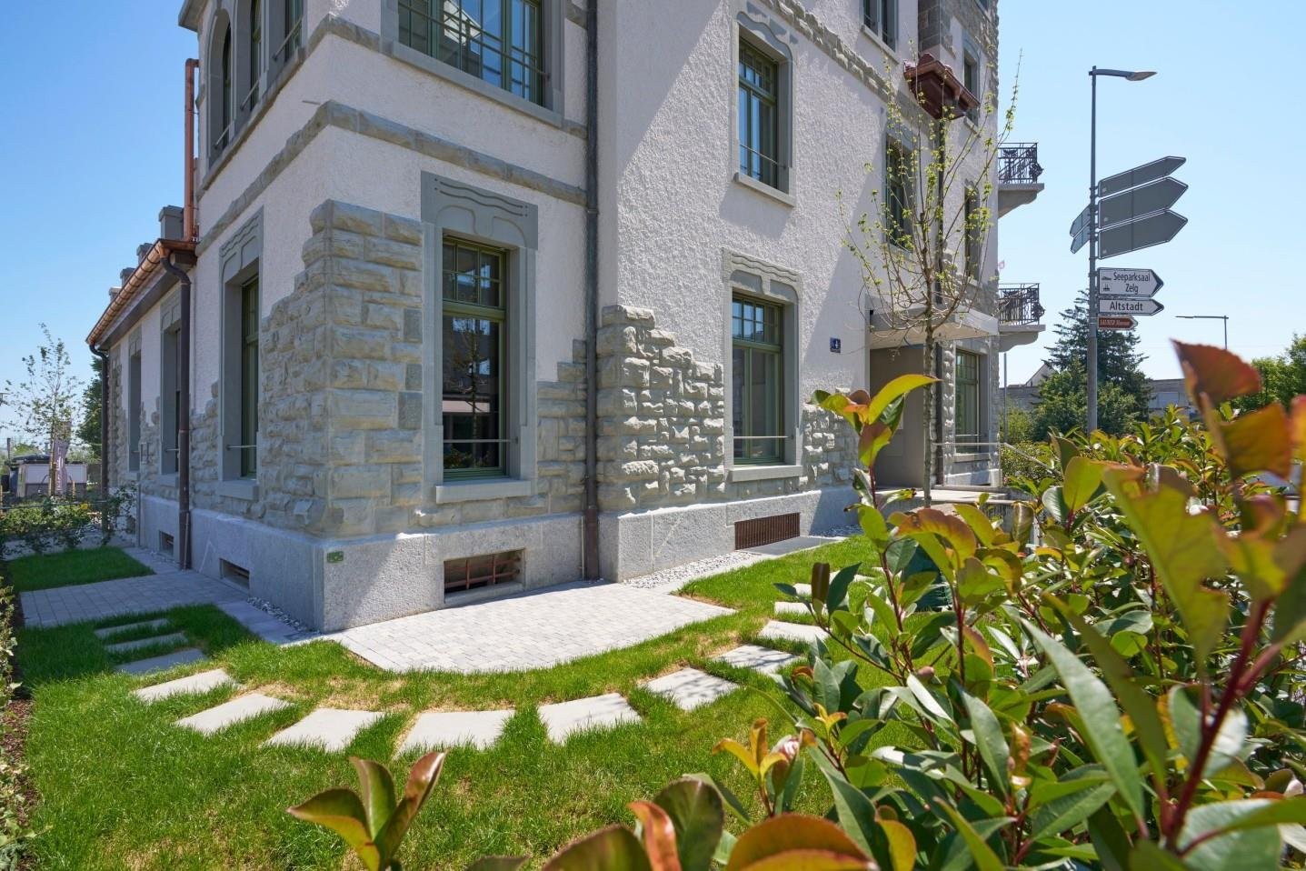 100m² commerciale