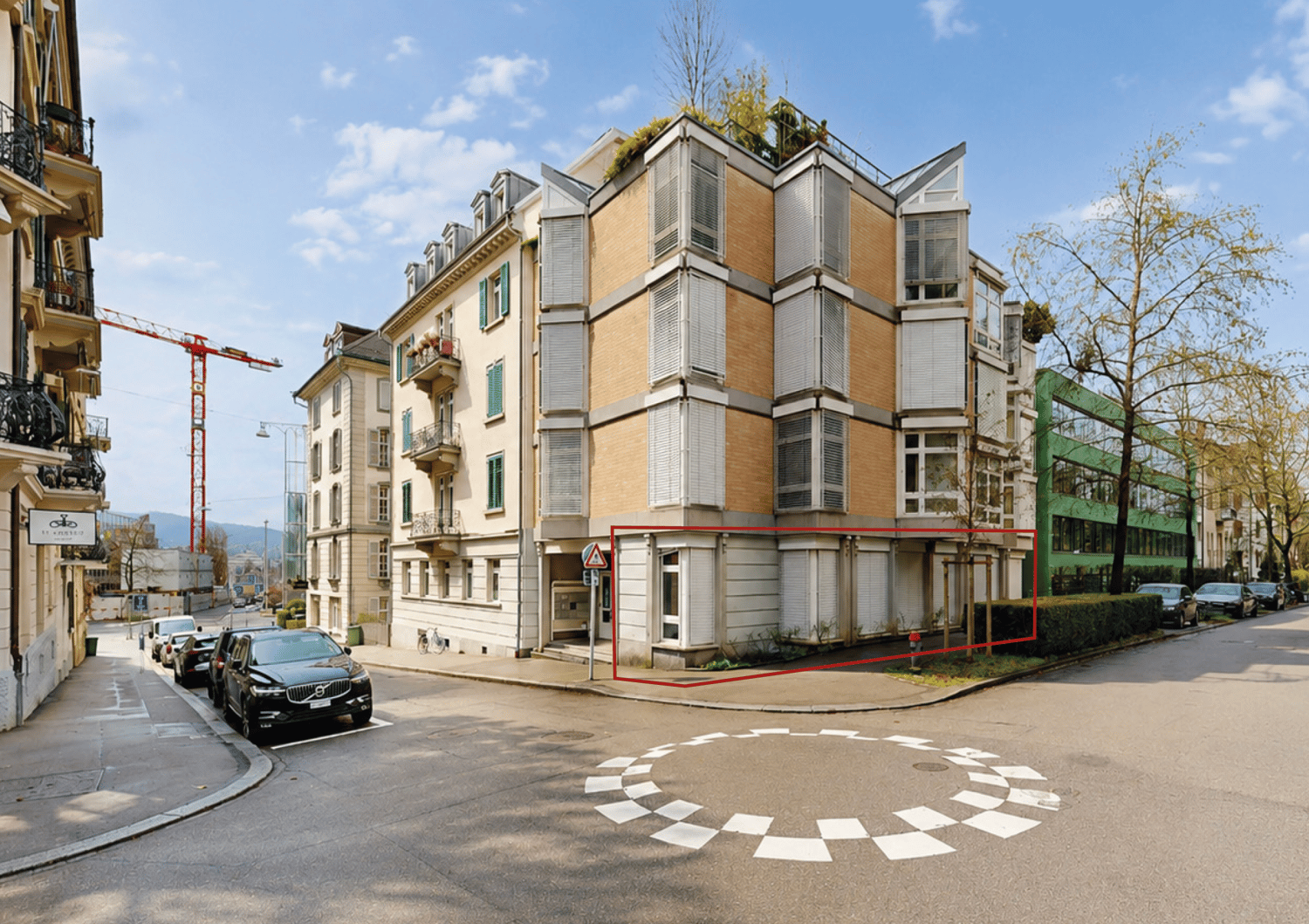 160m² commercial