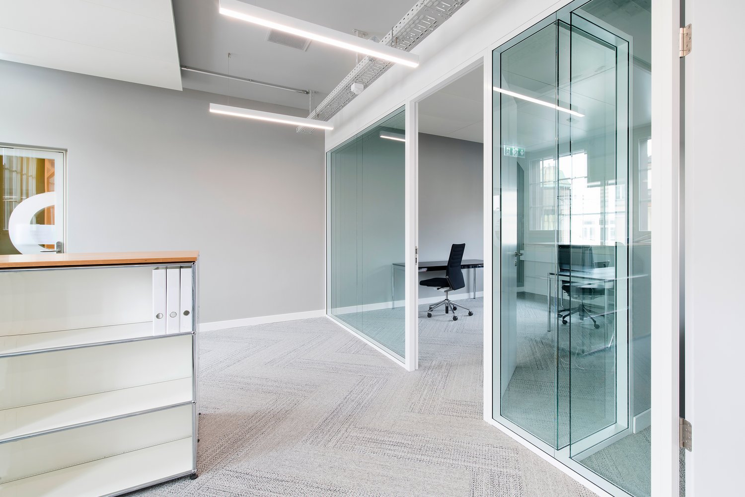 506m² ufficio, foto 1 di 3