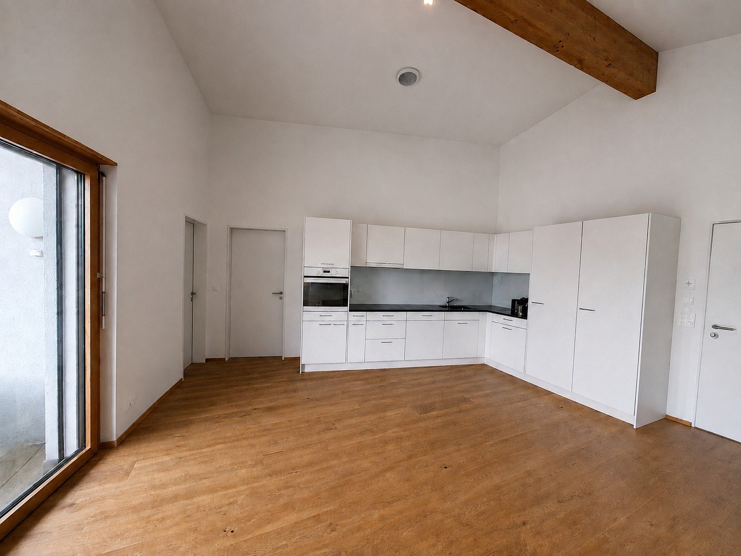 Appartamento di 4 ½ locali, foto 2 di 5