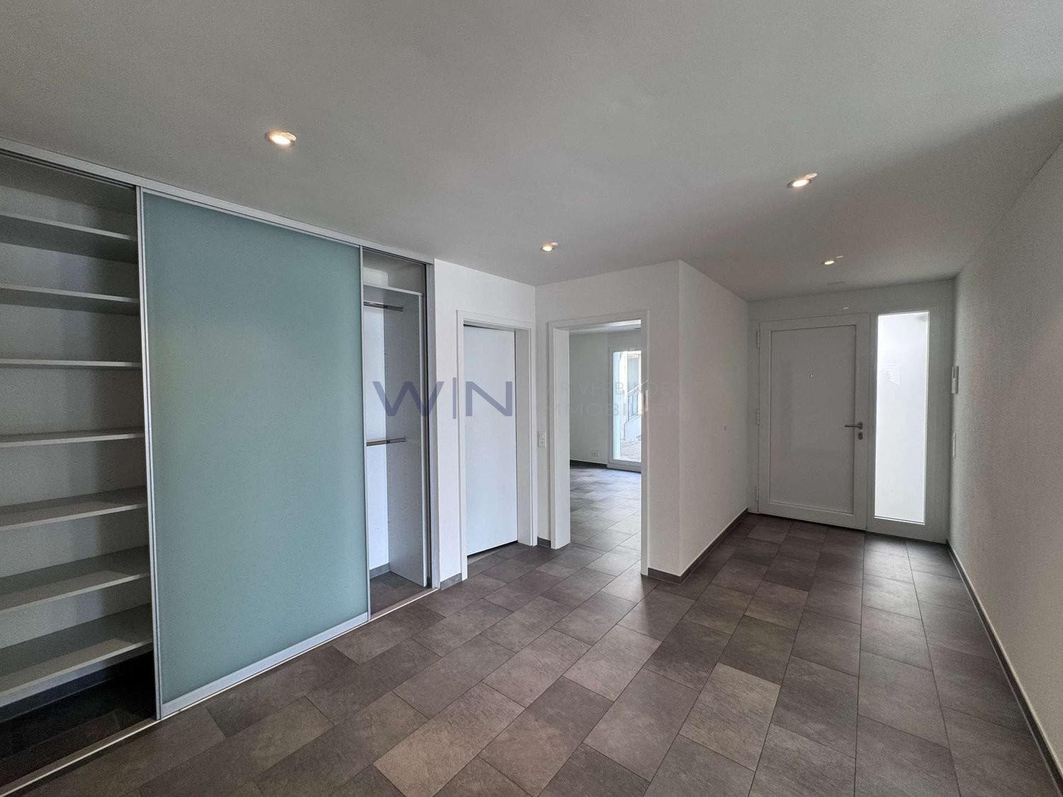 Appartamento con terrazza di 2 ½ locali, foto 8 di 10