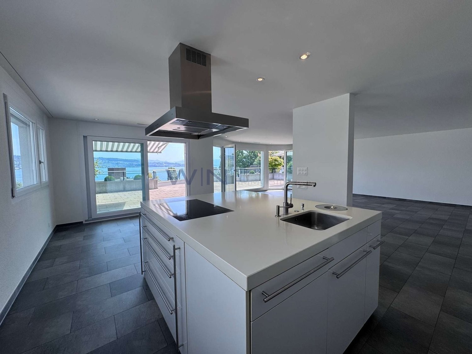 Appartamento con terrazza di 2 ½ locali, foto 5 di 10