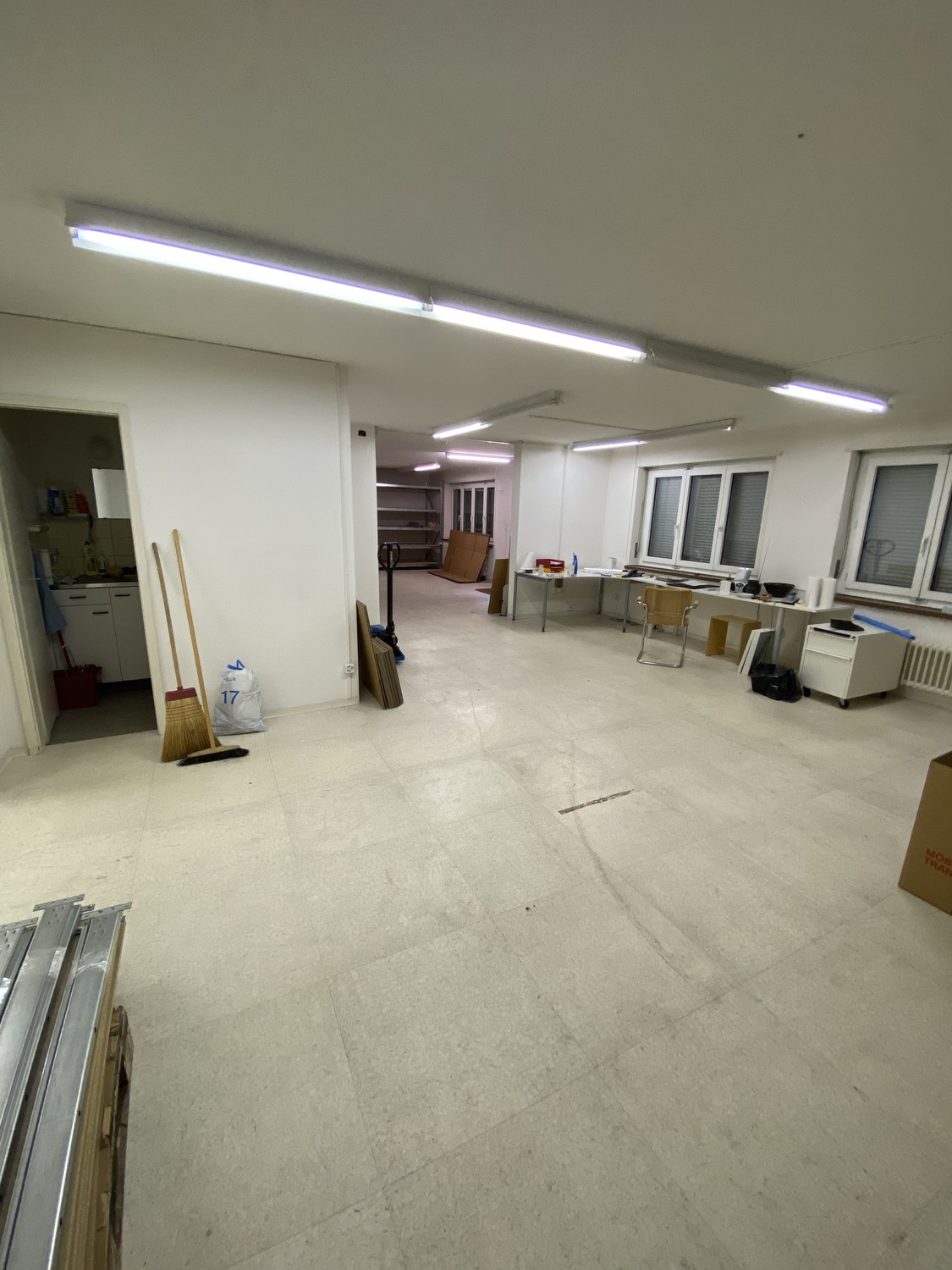 303m² commerciale