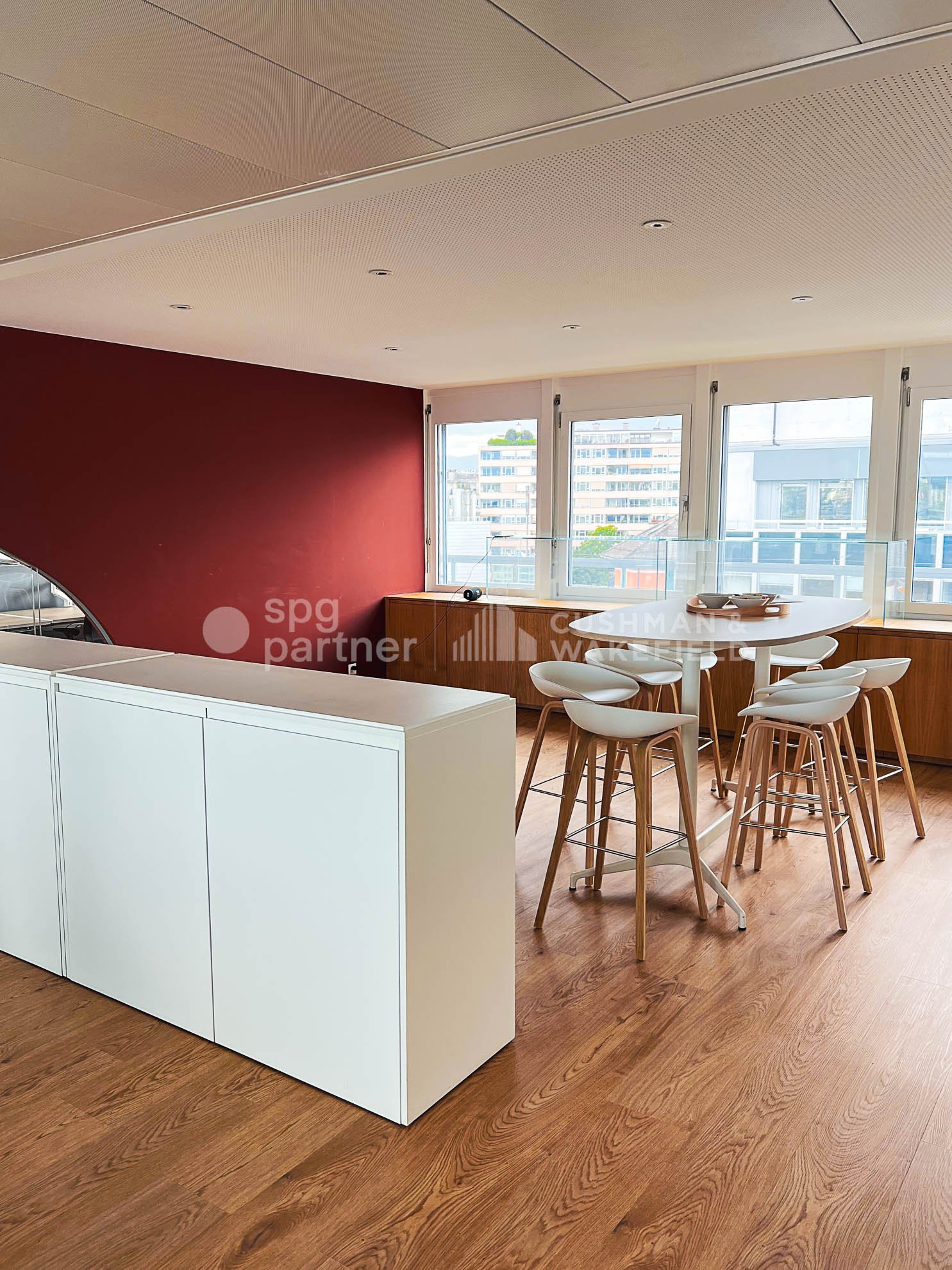 190m² Büro