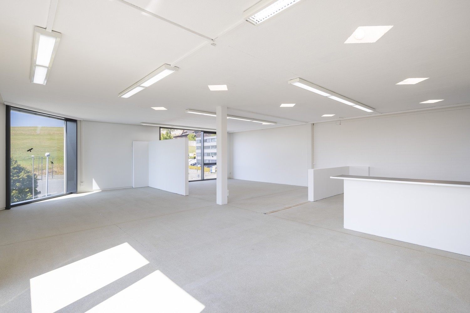 151m² ufficio, foto 3 di 7