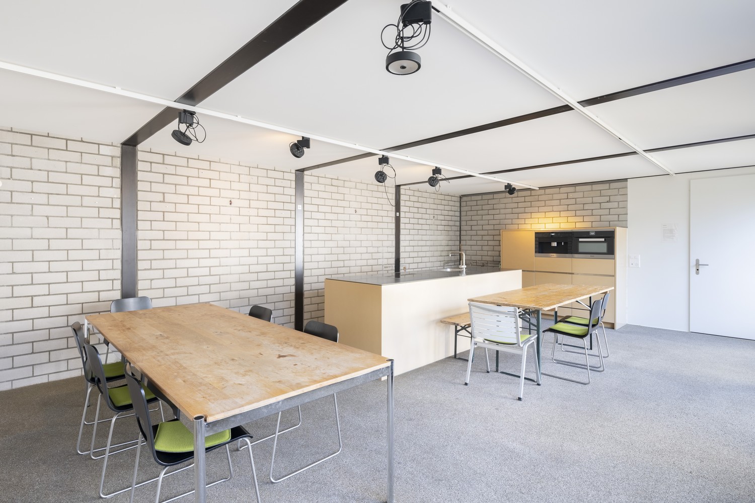 151m² ufficio, foto 6 di 7