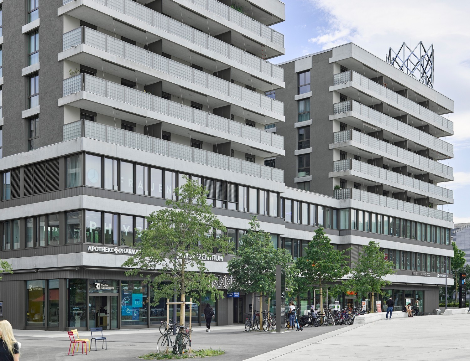 702m² commerciale