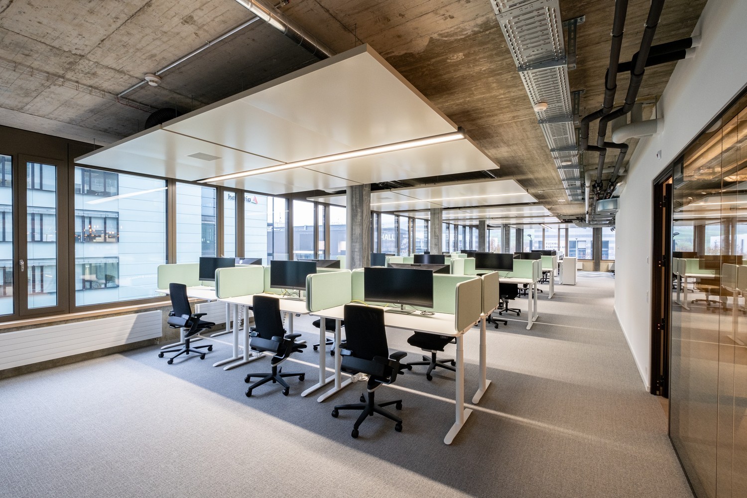 702m² commerciale
