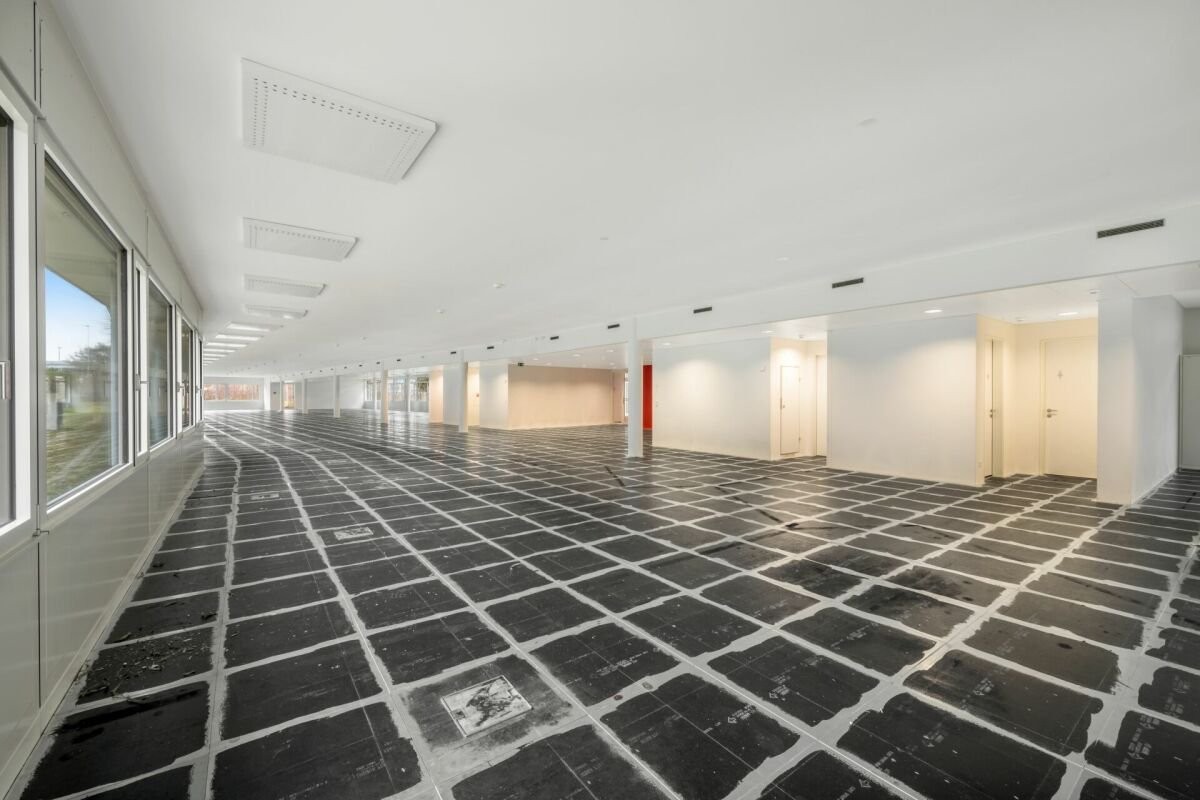 300m² bureau