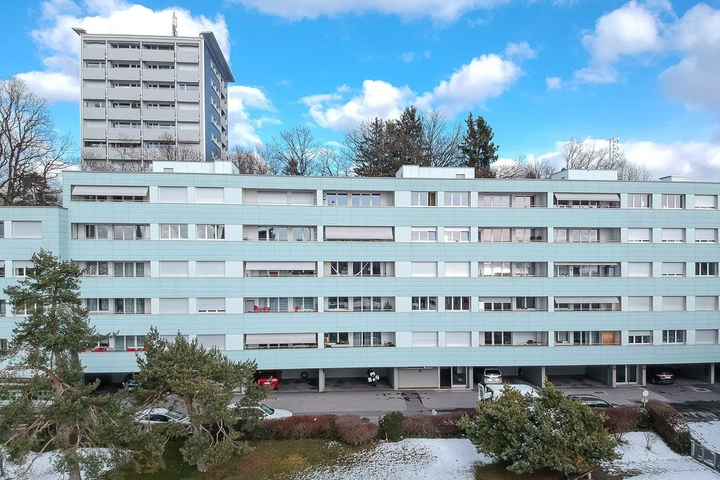 Eingeschlagener Parkplatz