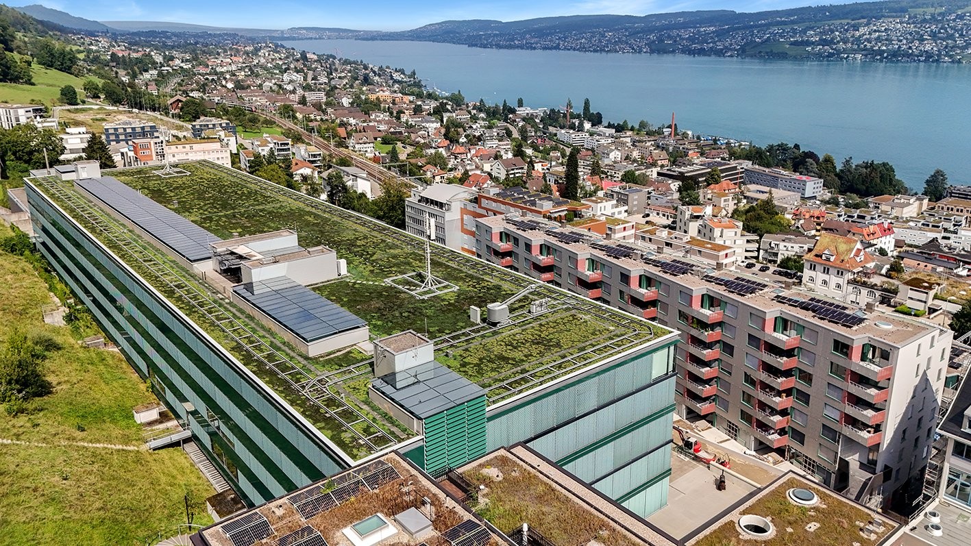 750m² commercial