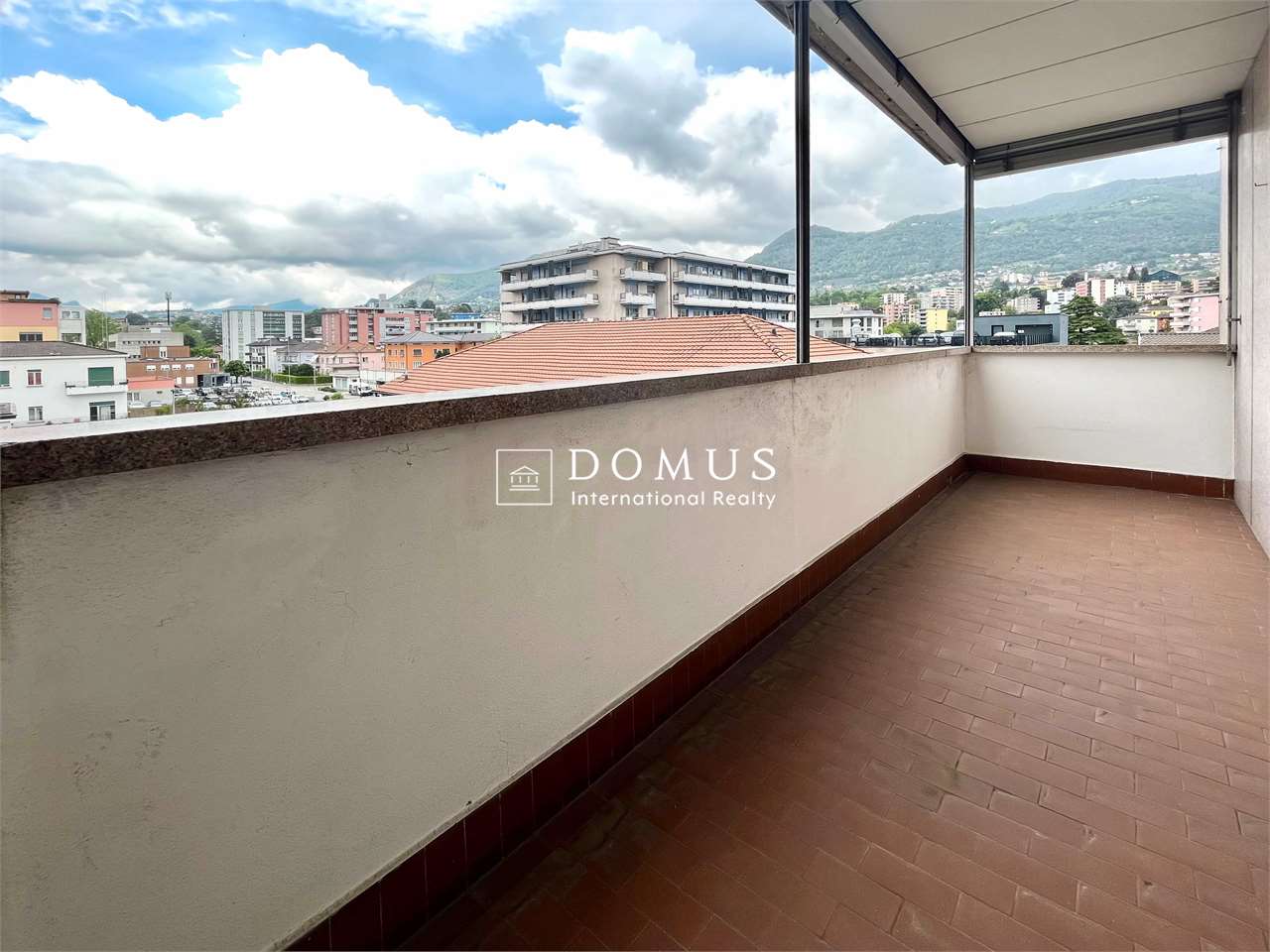 6 rooms apartment, foto 5 di 6