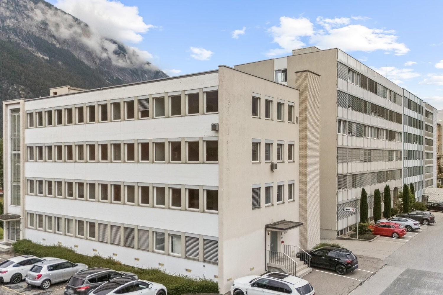 858m² ufficio