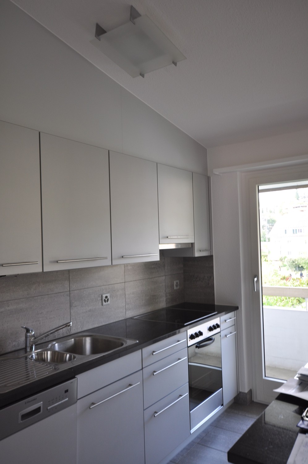 Appartamento di 2 ½ locali, foto 2 di 4