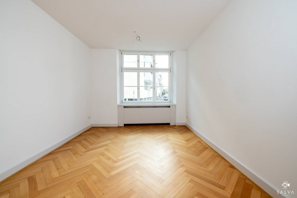 138m² ufficio, foto 3 di 10