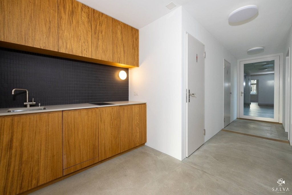 138m² ufficio, foto 6 di 10
