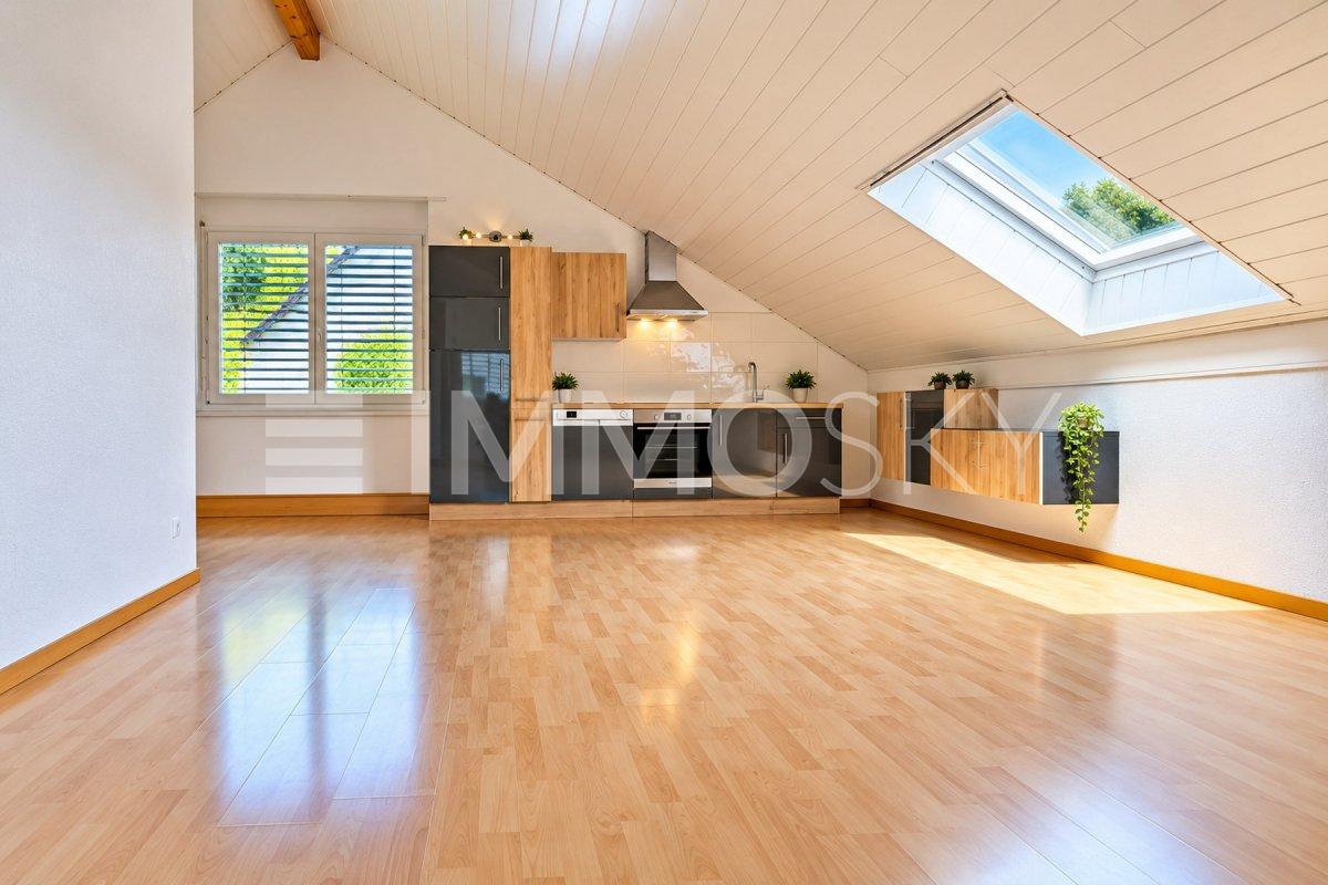 appartamento mansardato di 1 ½ locali, foto 2 di 7