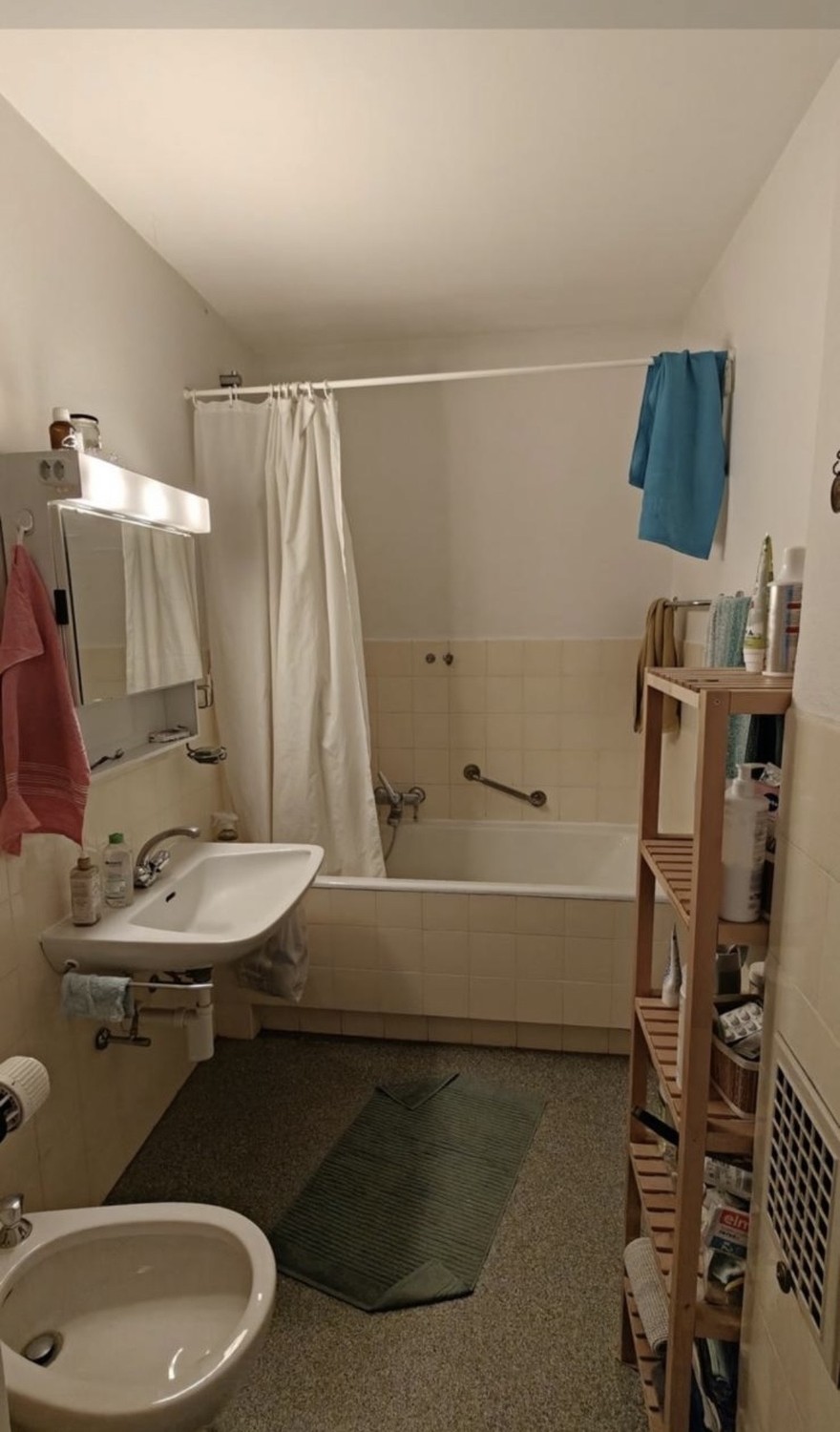 Stanza in un appartamento condiviso, foto 5 di 5