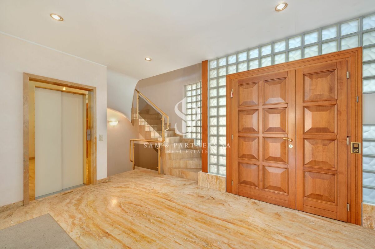 9 rooms apartment, foto 4 di 10