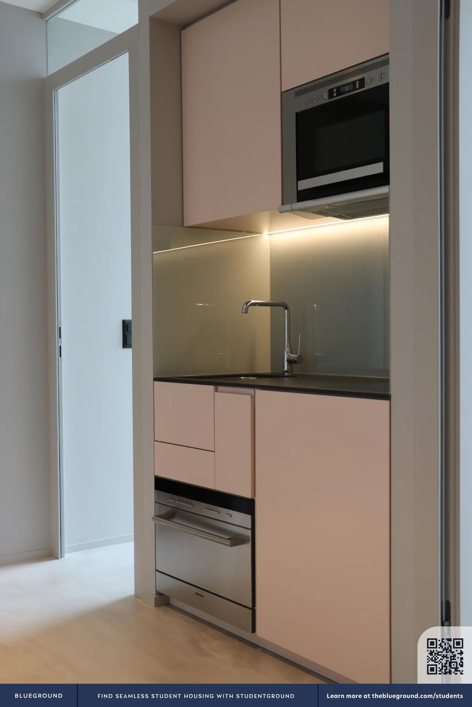 3 rooms furnished flat