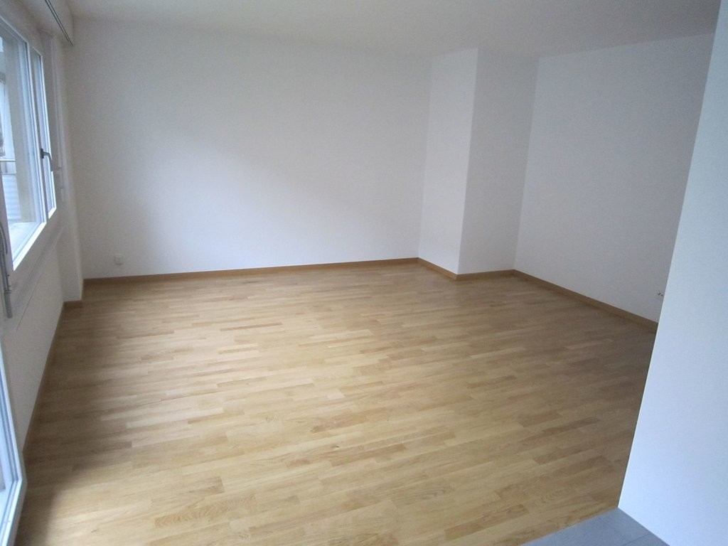 Appartamento di 2 ½ locali, foto 3 di 6