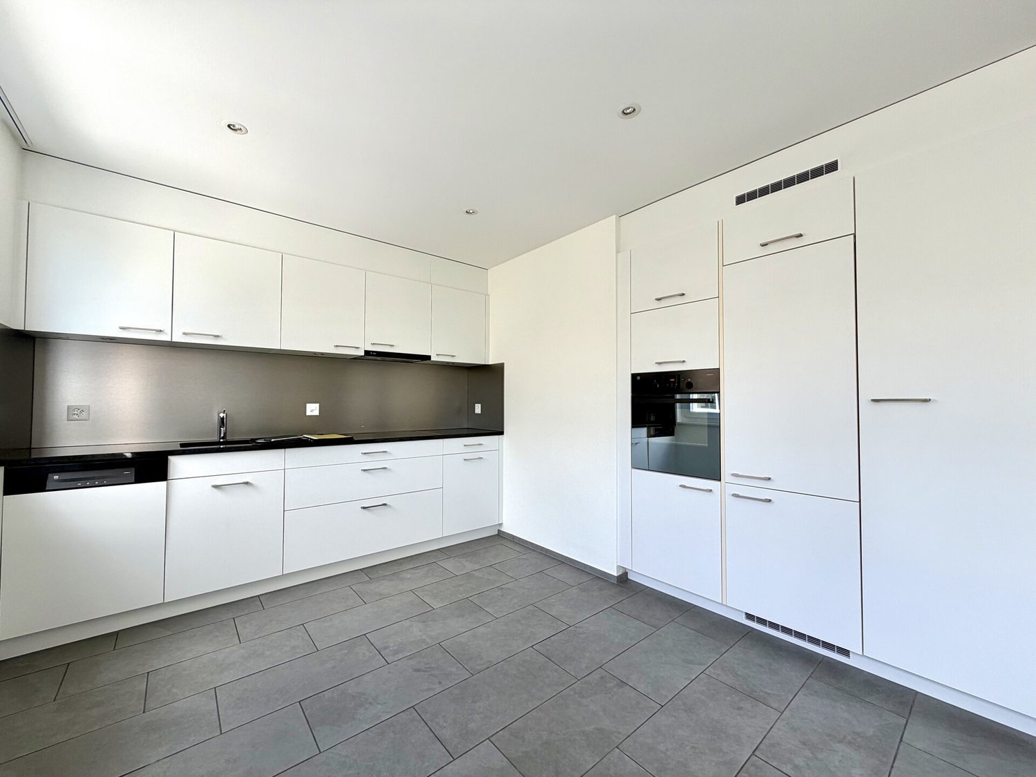 Appartamento di 4 ½ locali, foto 2 di 7