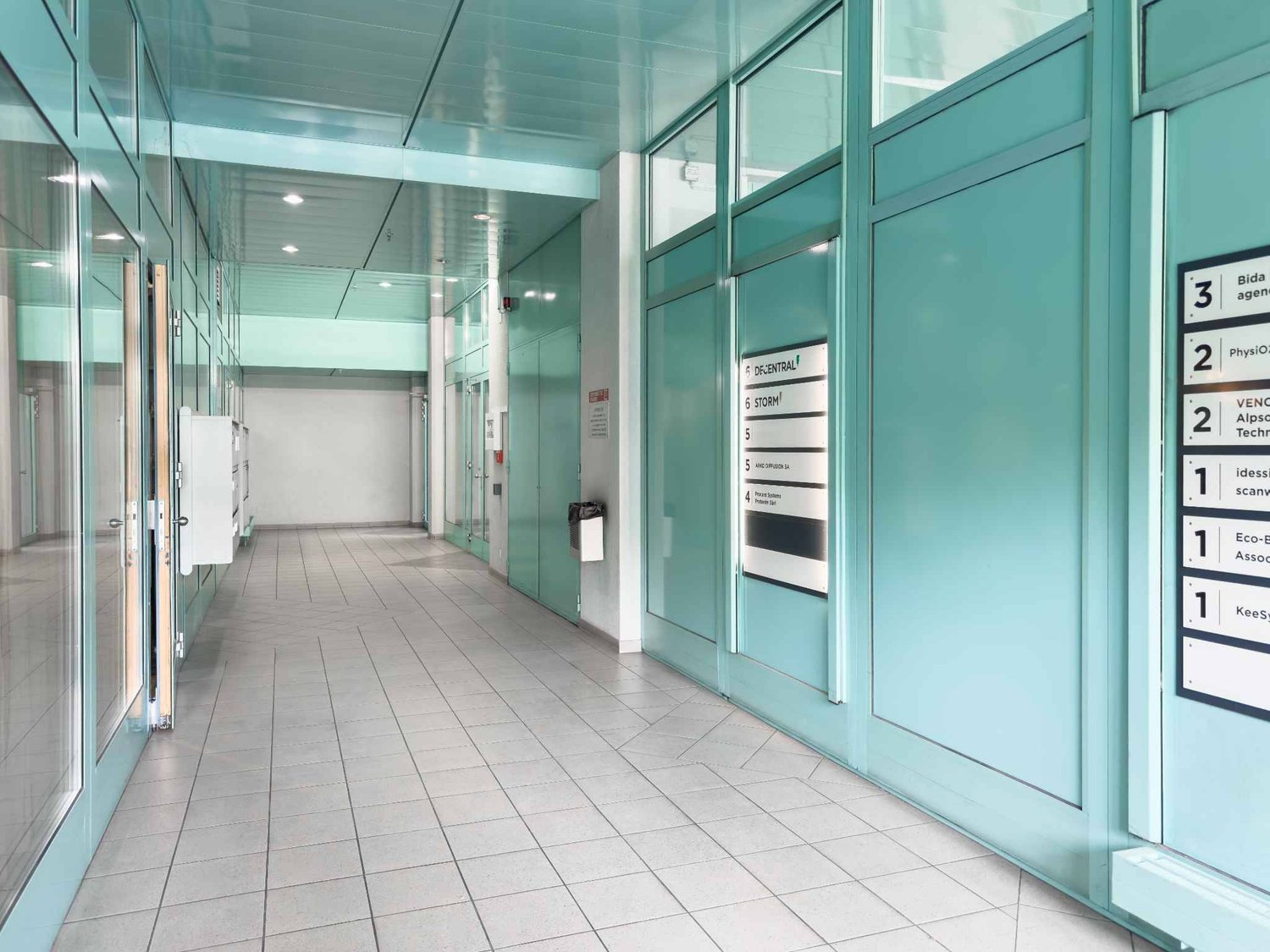 290m² commerciale