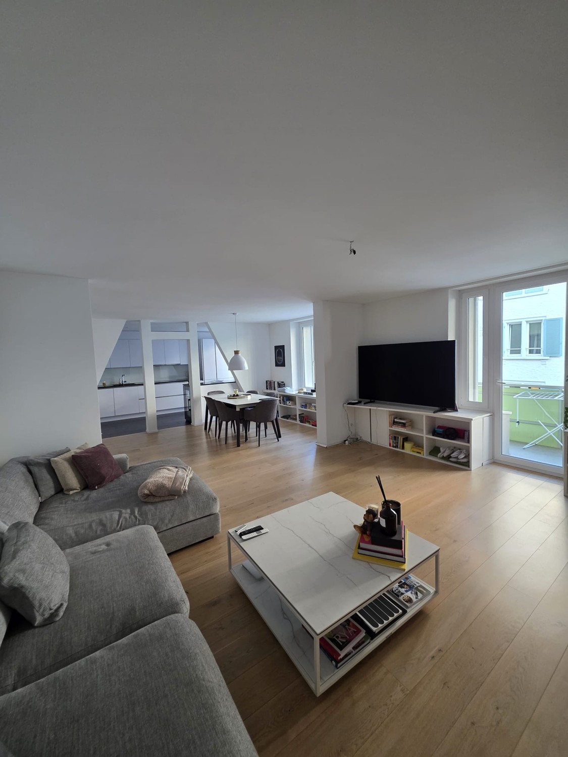 Appartamento di 2 ½ locali, foto 1 di 10
