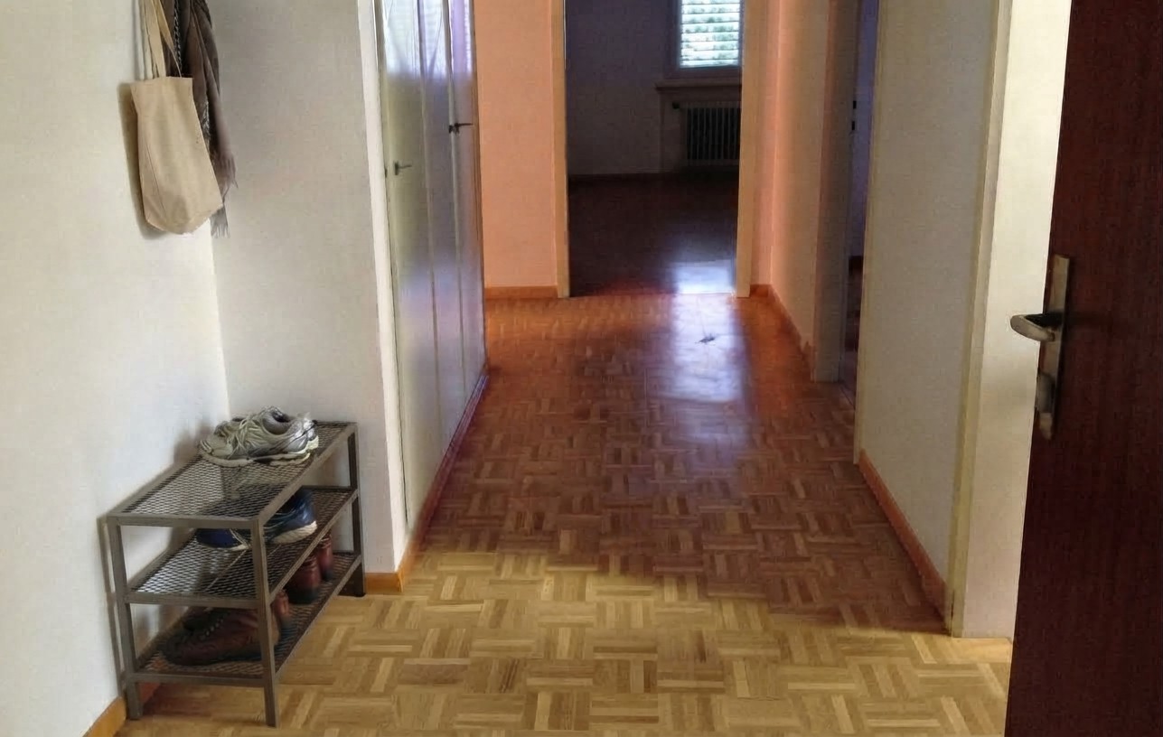 Camera in un appartamento condiviso, foto 2 di 4