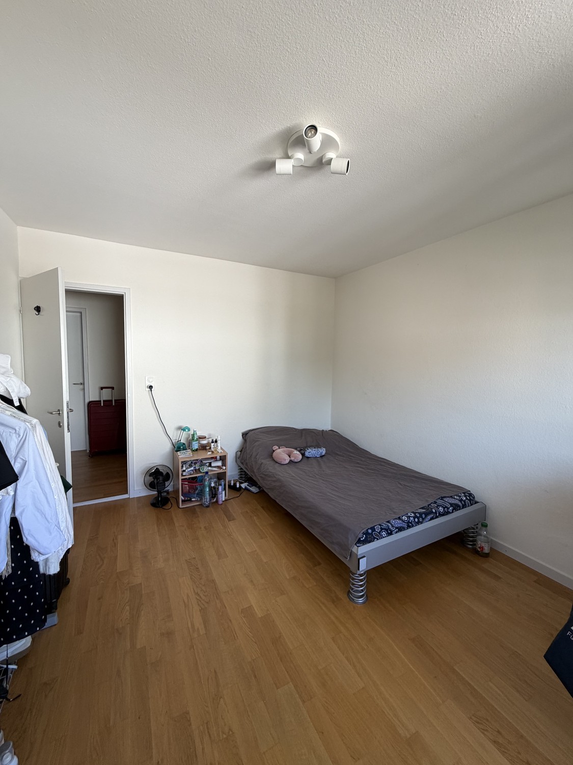 Camera in un appartamento condiviso