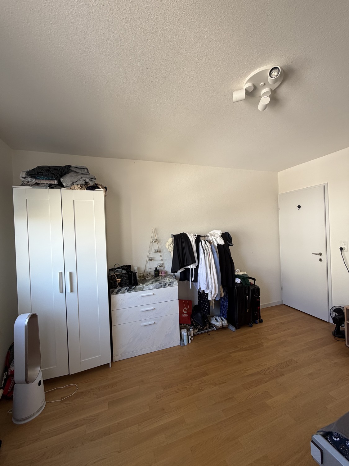 Camera in un appartamento condiviso