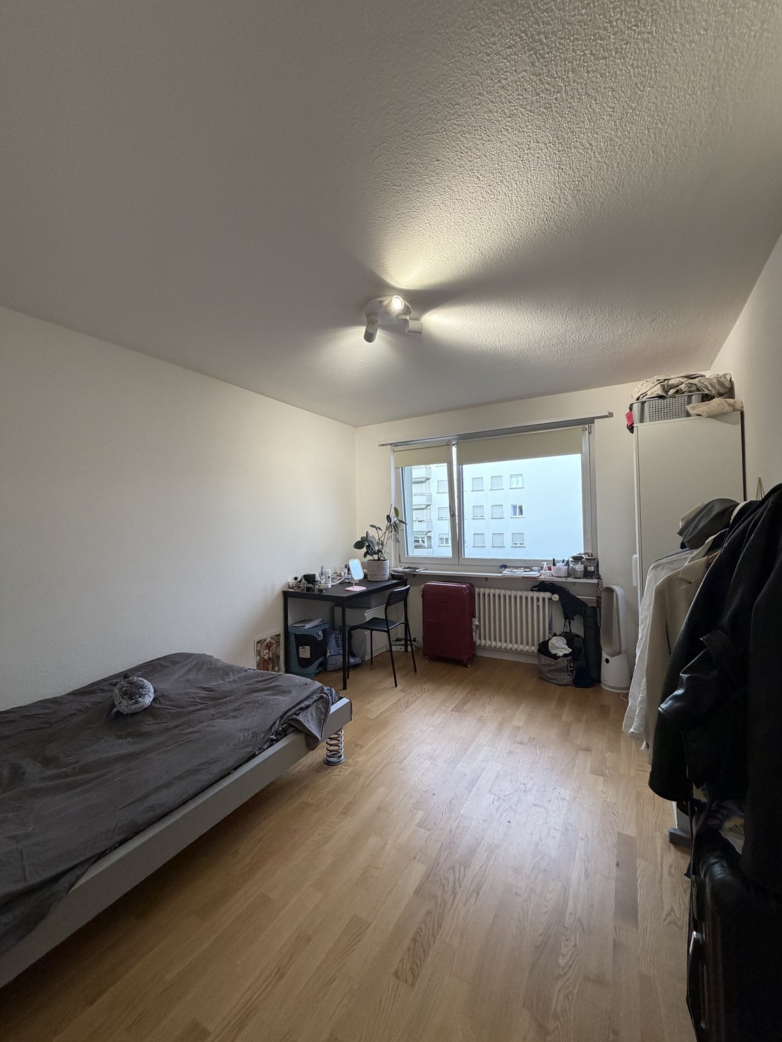 Camera in un appartamento condiviso