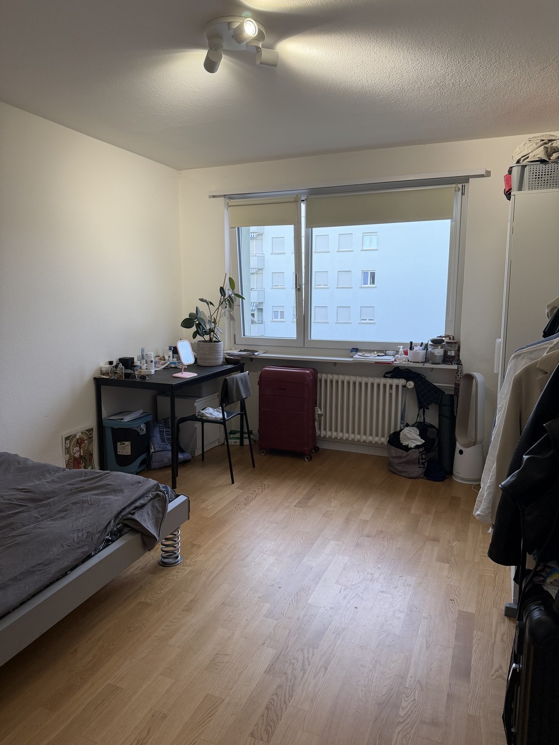 Camera in un appartamento condiviso