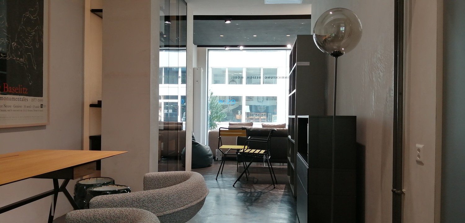 255m² commerciale