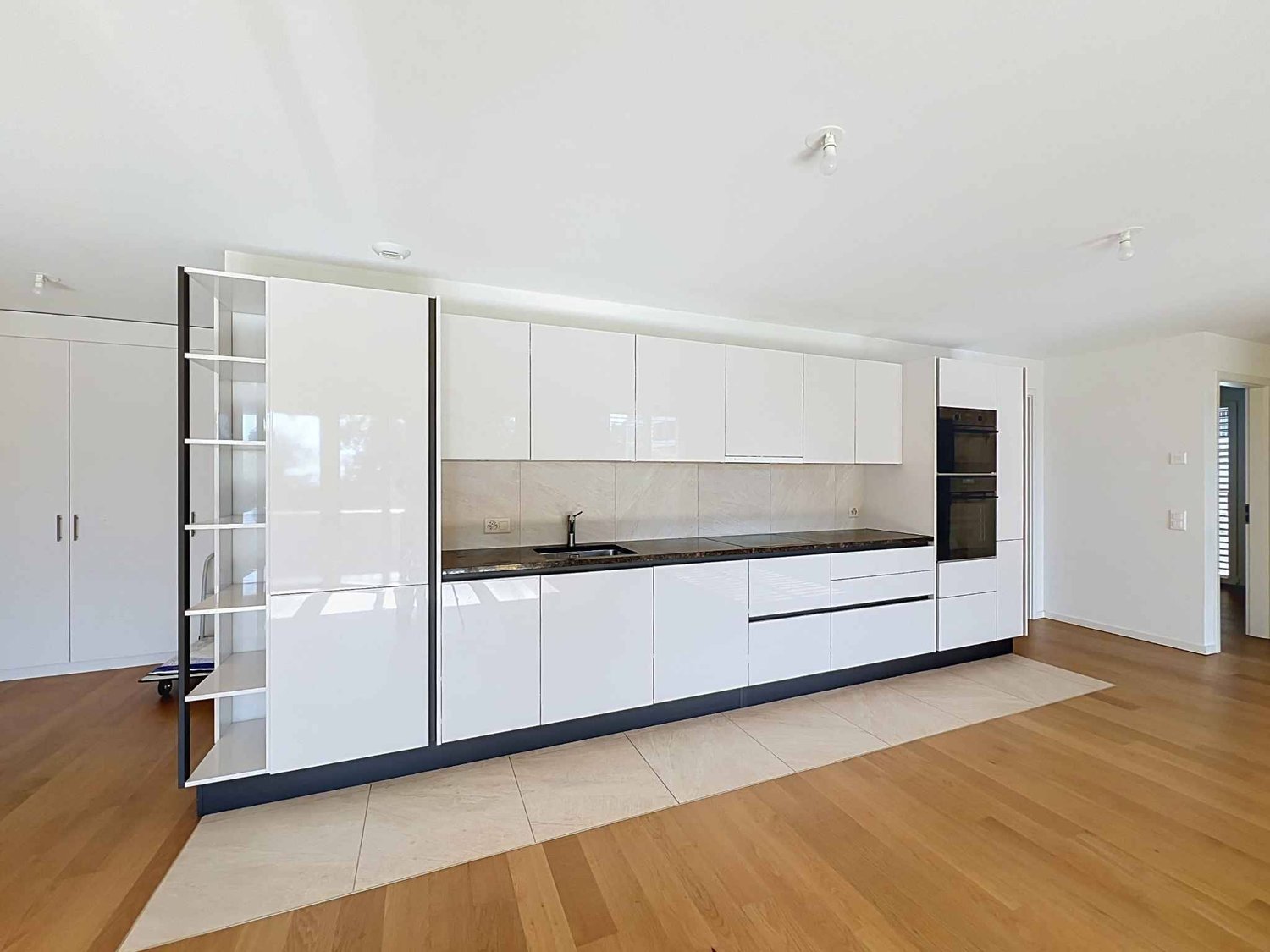 Appartamento di 2 ½ locali, foto 1 di 9