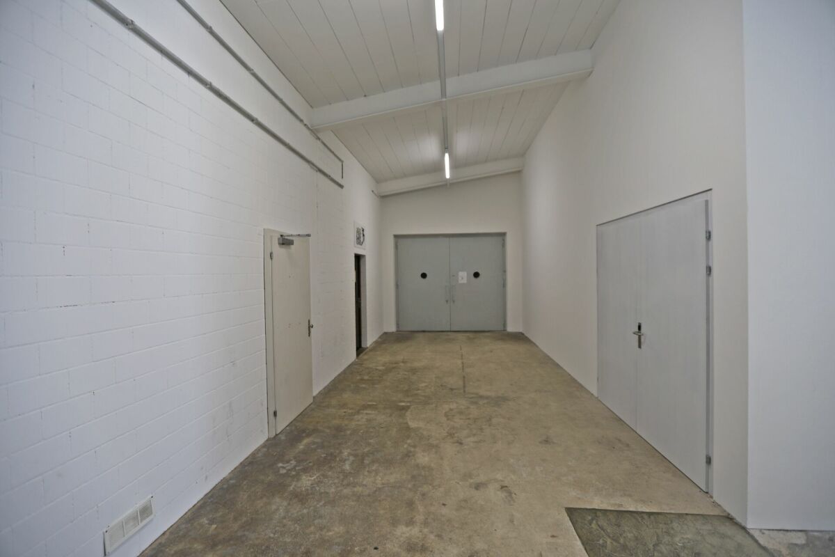 560m² deposito