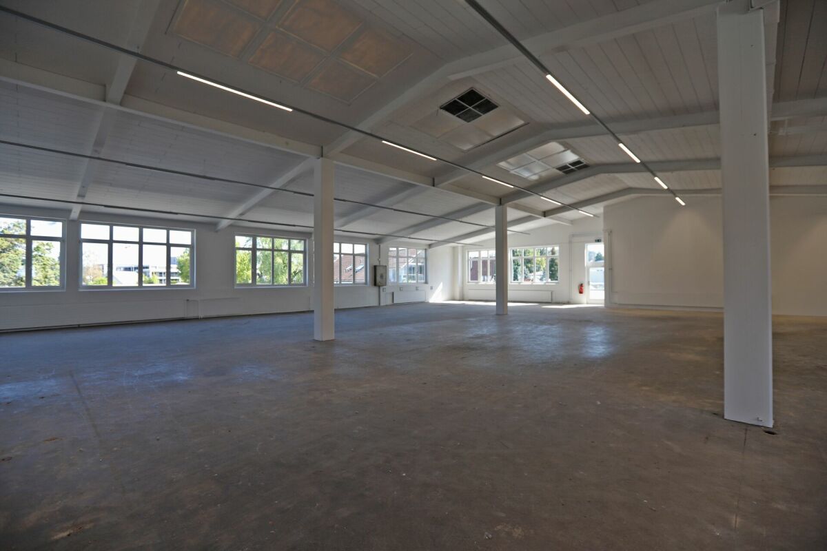 560m² deposito