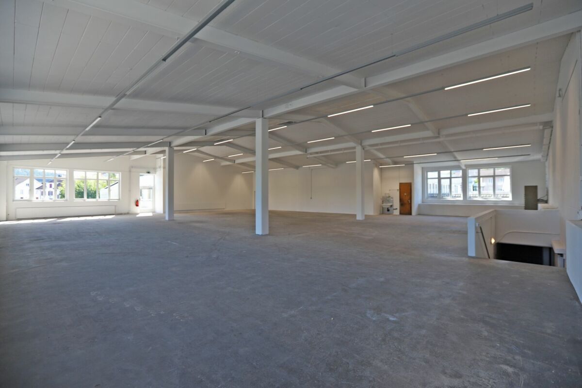 560m² deposito