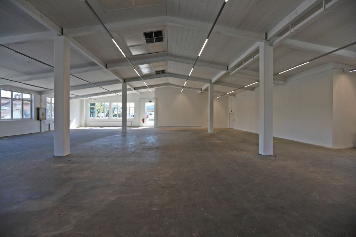560m² deposito
