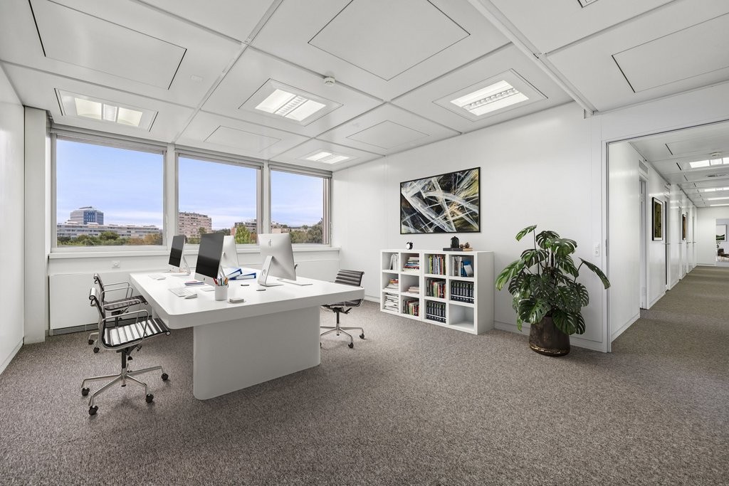 264m² ufficio, foto 3 di 9