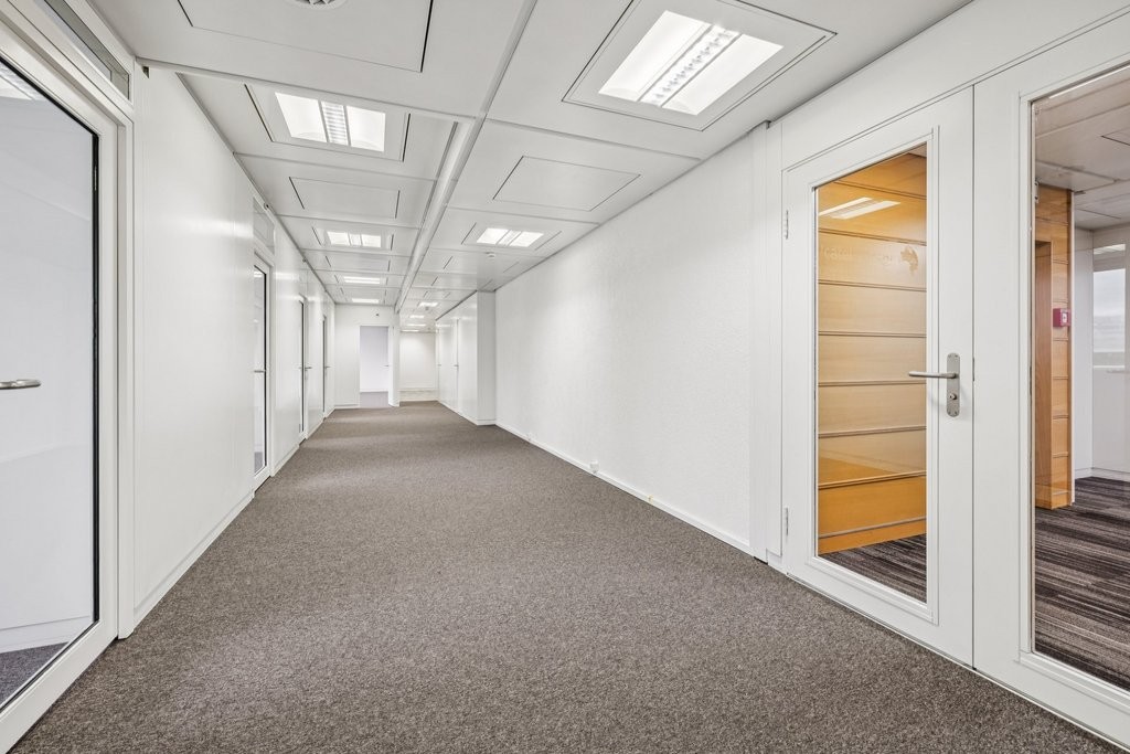 264m² ufficio, foto 4 di 9