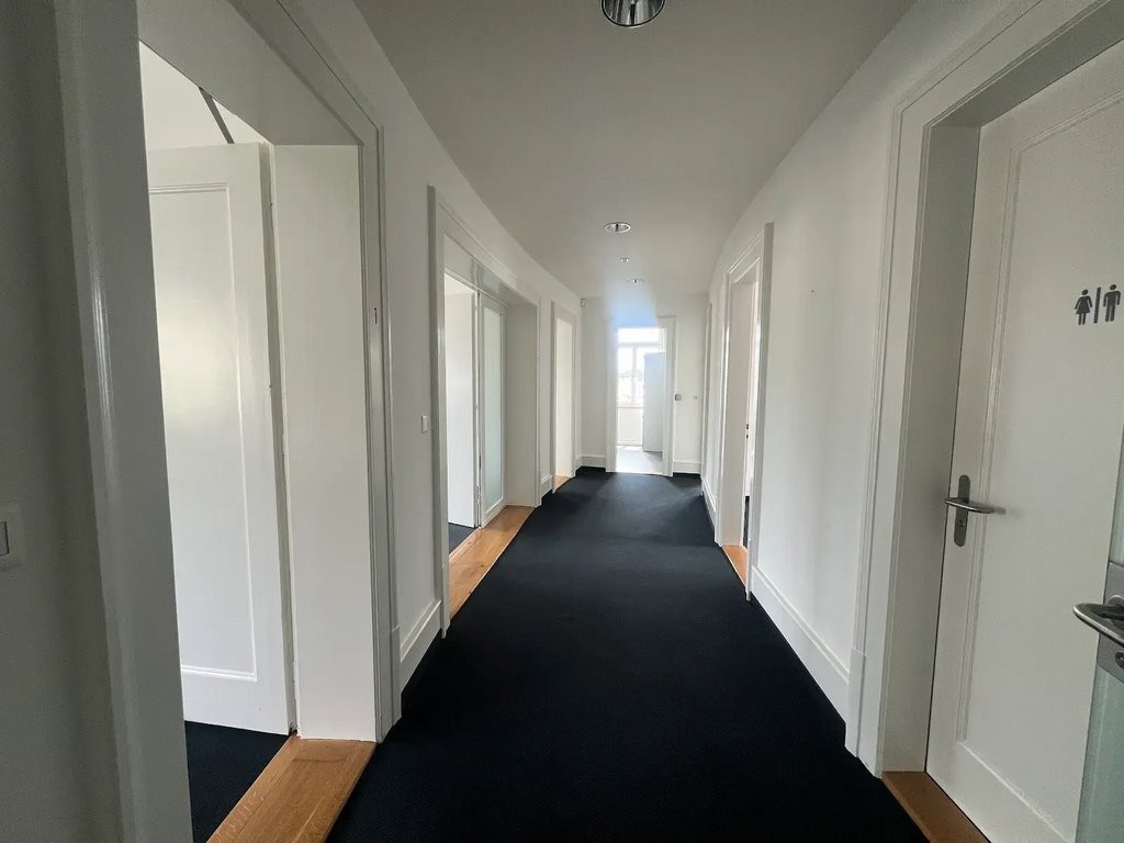 ufficio di 268m²