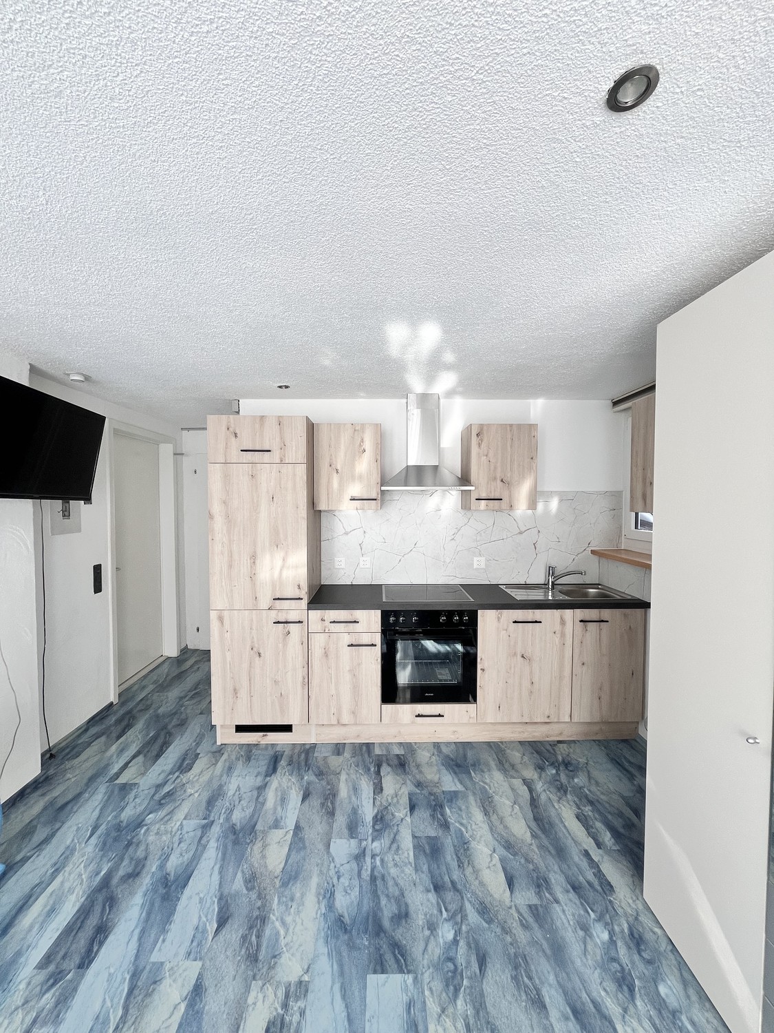 Appartamento di 2 ½ locali, foto 2 di 8