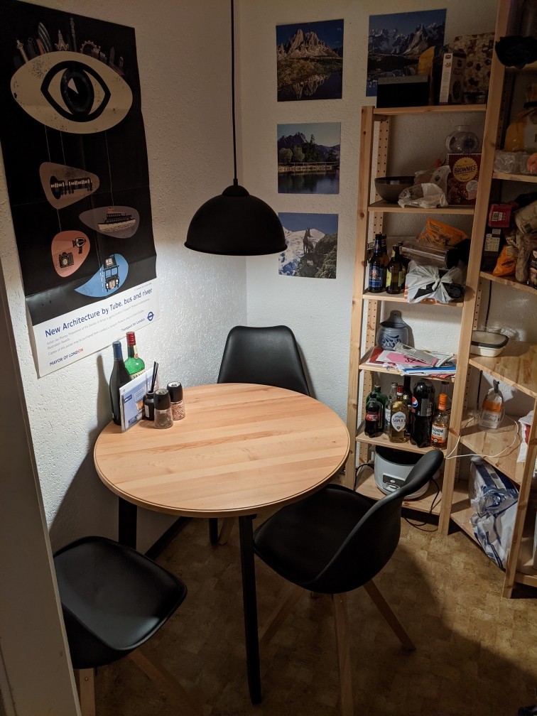 Stanza in un appartamento condiviso
