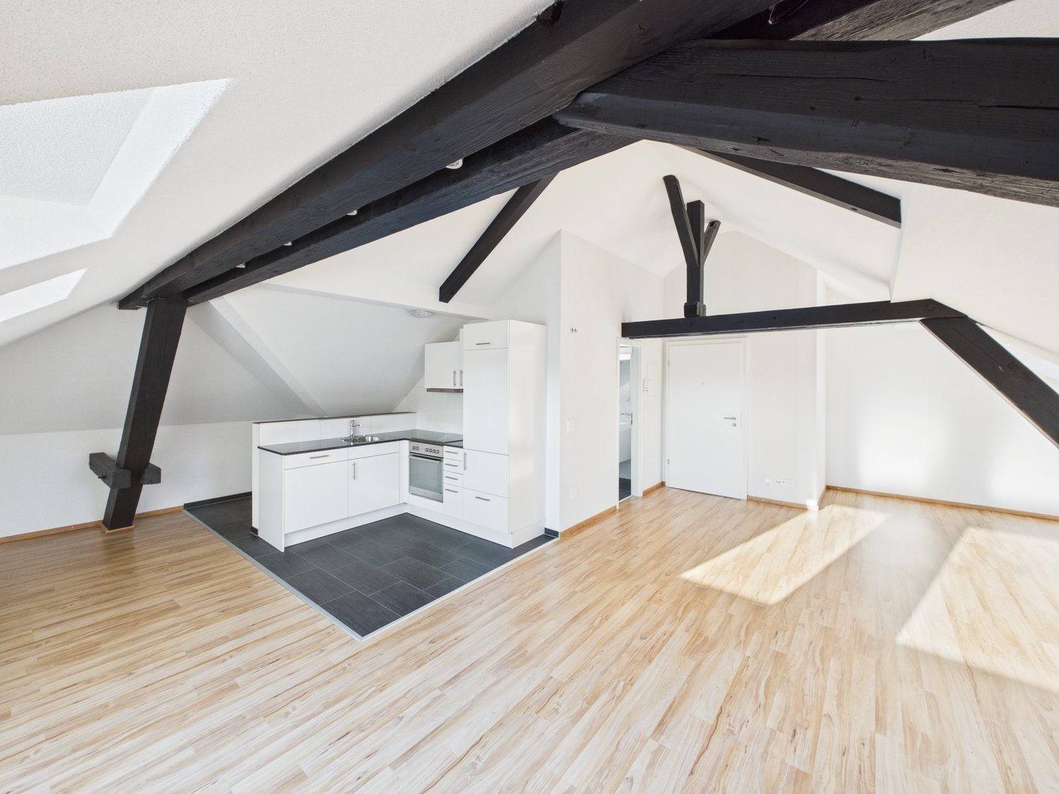 appartamento mansardato di 1 ½ locali, foto 3 di 10