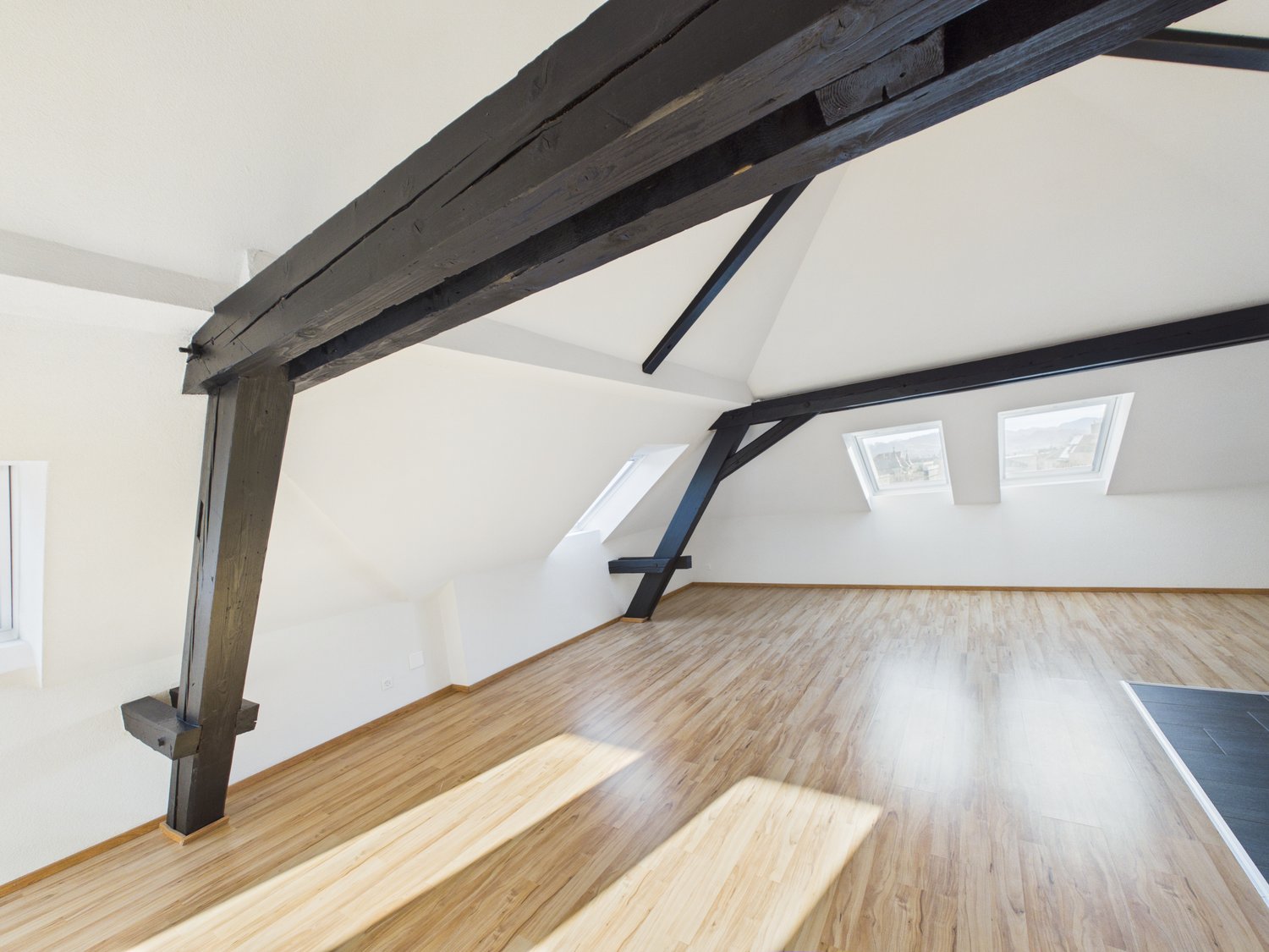 appartamento mansardato di 1 ½ locali, foto 1 di 10
