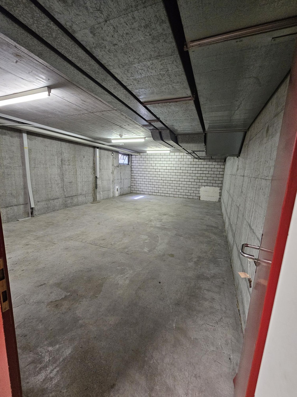 Compartimento di cantina di 44m²